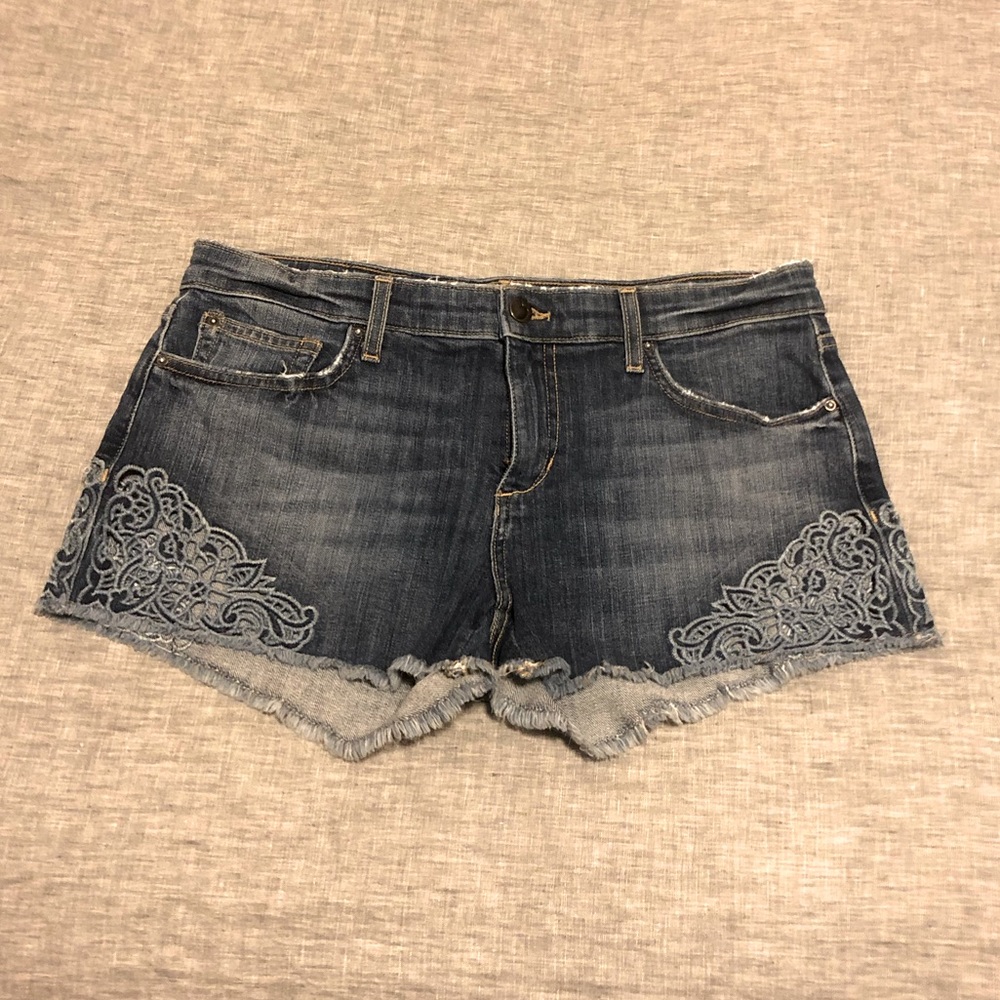 Joe’s Jeans Cut off Shorts - The Ozzie